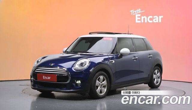 Mini Cooper 5Door Mid 3rd — пробег 110 938 км — фото 1 из 5