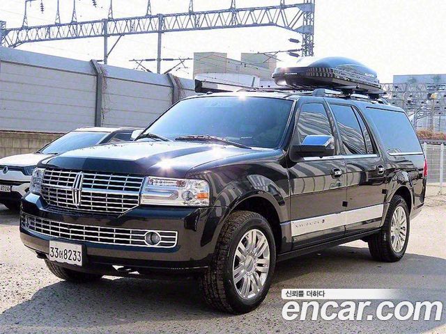 Lincoln Navigator 5.4L V8 — пробег 34 053 км — фото 1 из 5