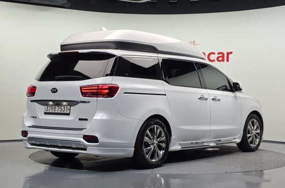 Kia Carnival Gasoline 7-Seater Hi-Limousine President — пробег 43 290 км — фото 2 из 5