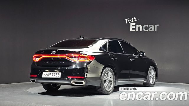 Hyundai Grandeur из Кореи Encar