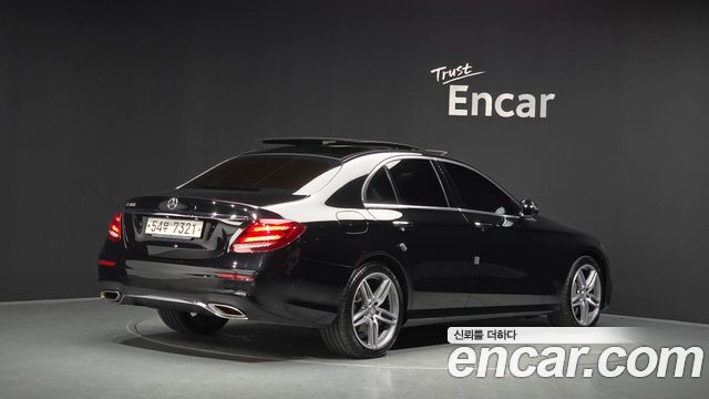 Mercedes-Benz E-Class из Кореи Encar