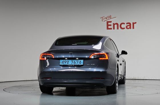 Tesla Model 3 Long Range AWD — пробег 66 351 км — фото 4 из 5