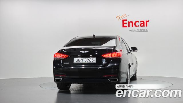 Hyundai Genesis из Кореи Encar