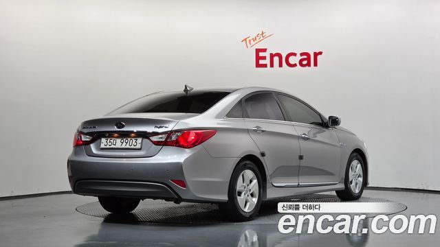 Hyundai Sonata 2.0 Smart — пробег 118 816 км — фото 2 из 5