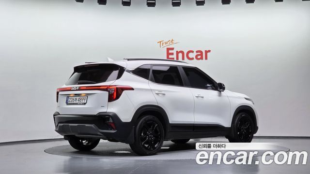 Kia Seltos из Кореи Encar