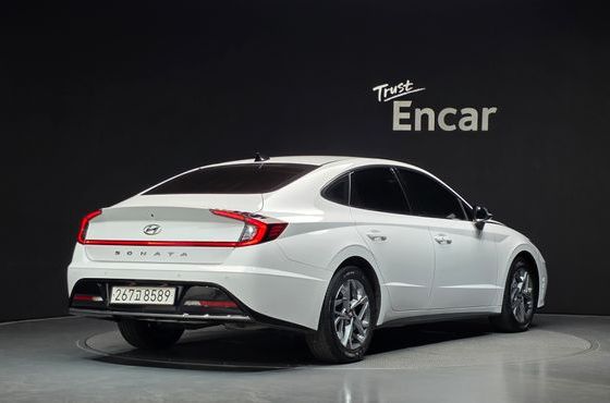 Hyundai Sonata 2.0 Premium Plus — пробег 71 573 км — фото 2 из 5