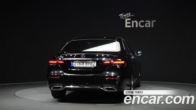 Mercedes-Benz E-Class из Кореи Encar