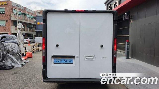 Hyundai ST1 Cargo Premium — пробег 4 365 км — фото 4 из 5