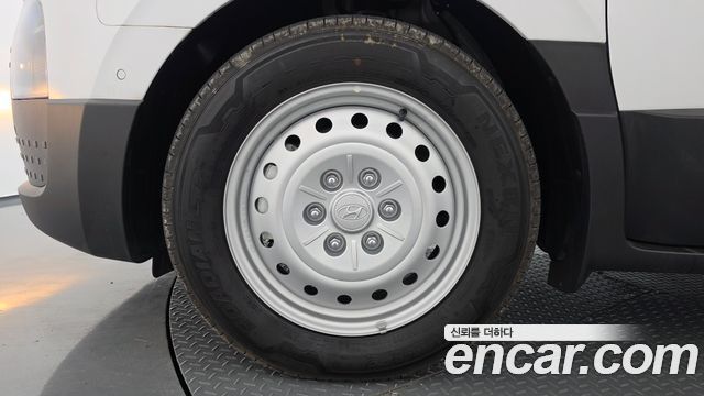 Hyundai ST1 Cargo Premium — пробег 4 365 км — фото 5 из 5
