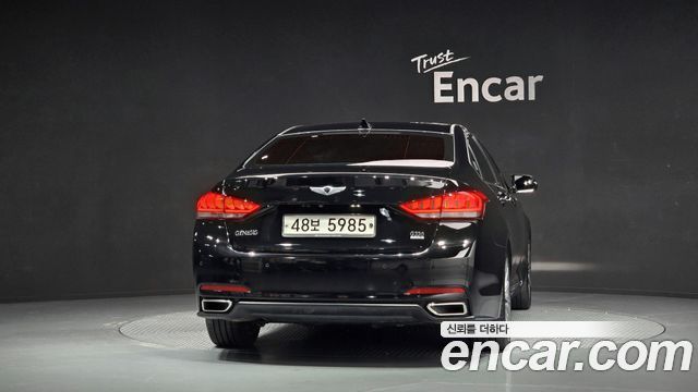 Hyundai Genesis из Кореи Encar