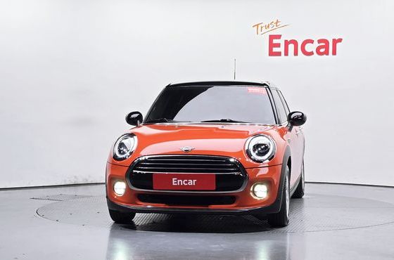 Mini Cooper 5Door Standard 3rd — пробег 64 690 км — фото 3 из 5