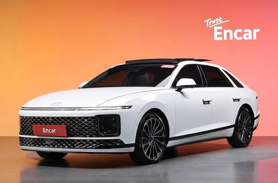 Hyundai Grandeur Calligraphy — пробег 15 100 км — фото 1 из 5