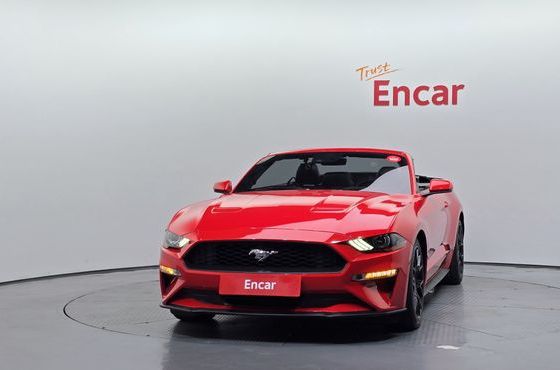 Ford Mustang Convertible — пробег 72 649 км — фото 3 из 5