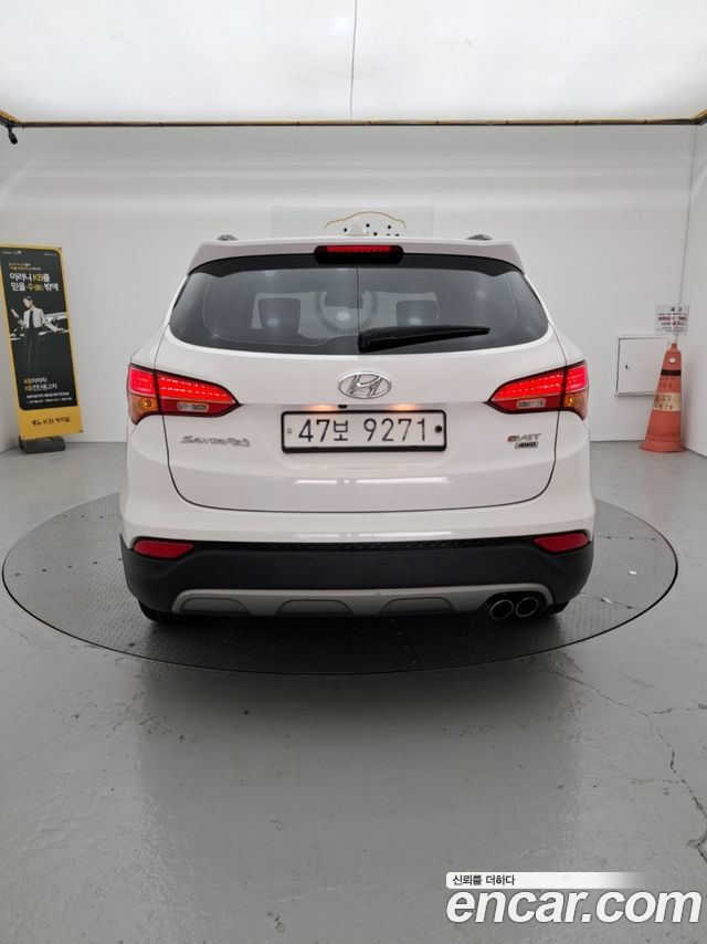 Hyundai Santafe Diesel(e-VGT) 2.0 4WD Premium — пробег 209 829 км — фото 4 из 5