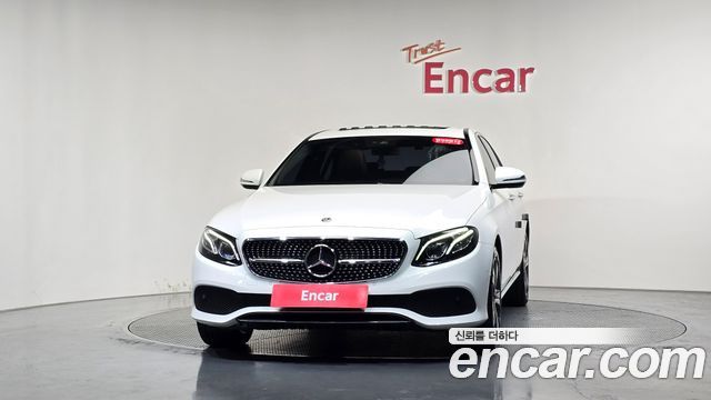 Mercedes-Benz E-Class из Кореи Encar
