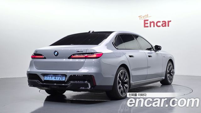 BMW i7 M70 xDrive — пробег 49 798 км — фото 2 из 5