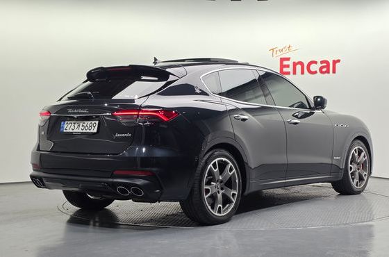 Maserati Levante 3.0 AWD GranSport — пробег 124 050 км — фото 2 из 5