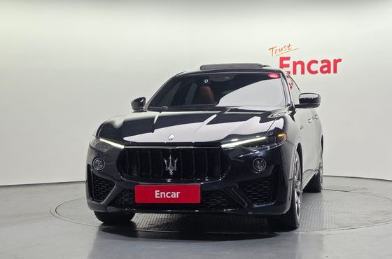 Maserati Levante 3.0 AWD GranSport — пробег 124 050 км — фото 3 из 5