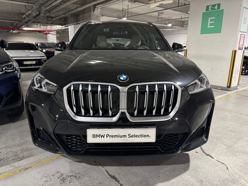 BMW X1 xDrive 20i M Sport — пробег 4 436 км — фото 3 из 5
