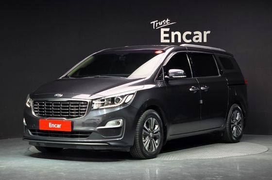 Kia Carnival 11-Seater Prestige — пробег 91 857 км — фото 1 из 5