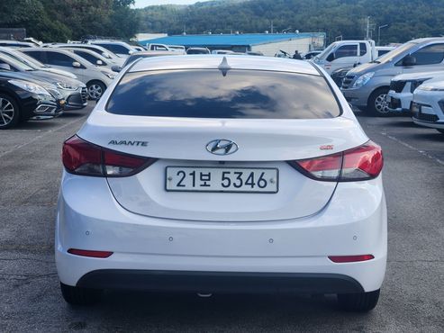 Hyundai AVANTE 1.6 GDi Smart Standard — пробег 138 000 км — фото 4 из 5