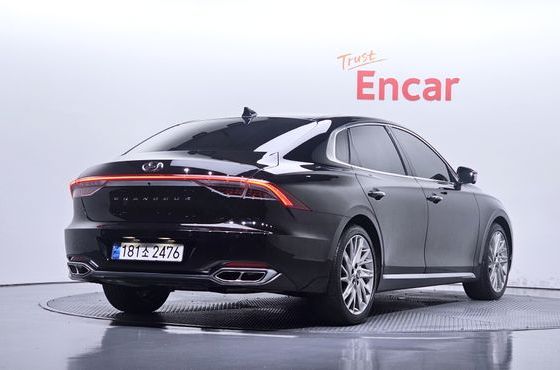 Hyundai Grandeur 3.3 Calligraphy — пробег 47 101 км — фото 2 из 5