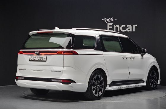 Kia Carnival Gasoline 7-Seater Signature — пробег 38 517 км — фото 2 из 5