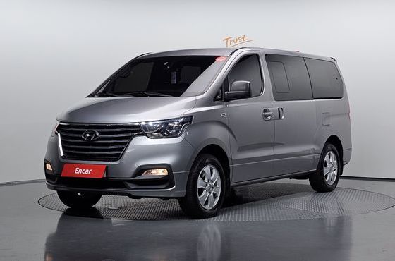 Hyundai Starex 4WD Wagon 12-Seater Modern — пробег 125 299 км — фото 1 из 5