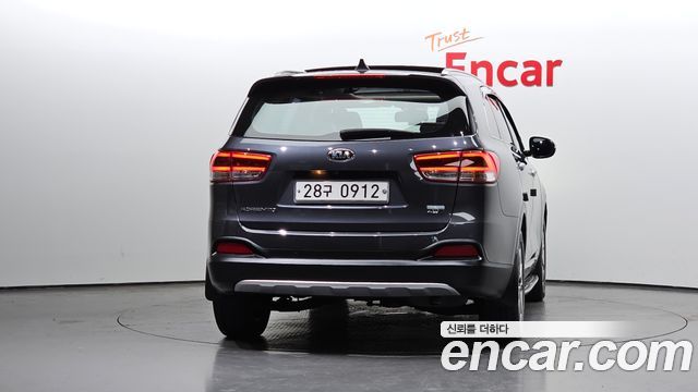 Kia Sorento из Кореи Encar