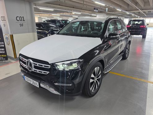 Mercedes-Benz GLE-Class GLE350 4MATIC — пробег 21 км — фото 1 из 5