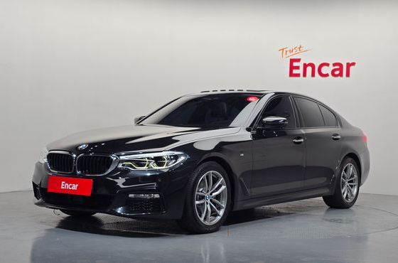BMW 5-Series 520d M Sport Package Plus — пробег 74 730 км — фото 1 из 5
