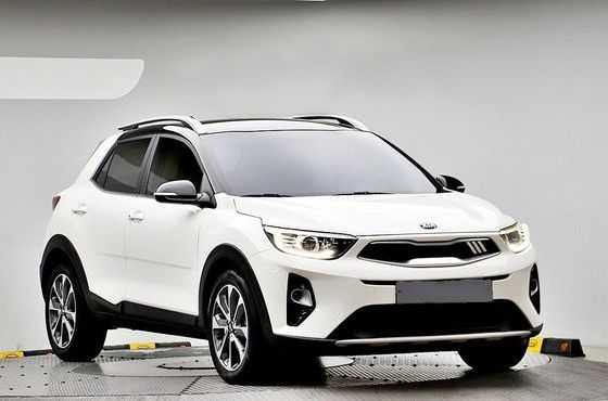 Kia Stonic Diesel 1.6 Prestige — пробег 130 046 км — фото 2 из 5