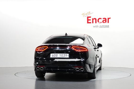Kia Stinger 2.0 Turbo 2WD Platinum — пробег 109 208 км — фото 4 из 5