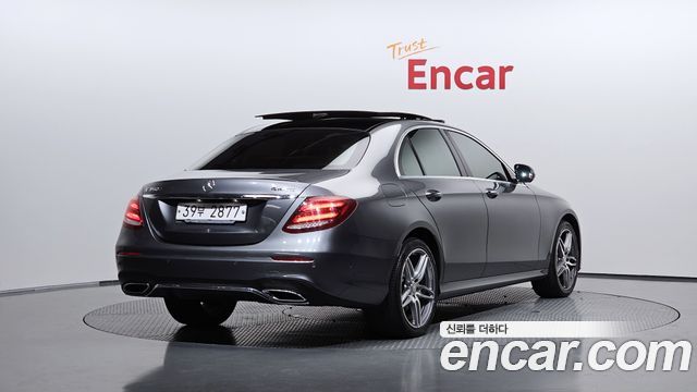 Mercedes-Benz E-Class из Кореи Encar
