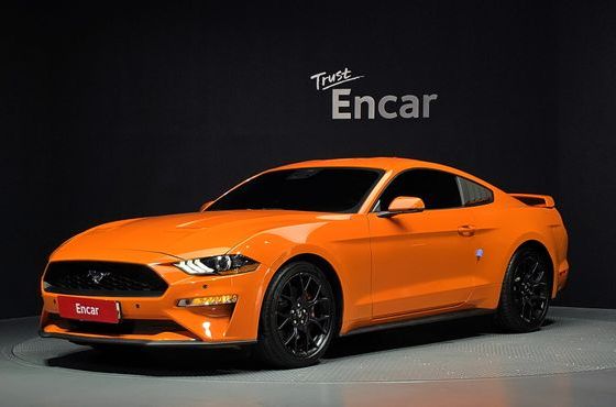 Ford Mustang Coupe — пробег 70 147 км — фото 1 из 5
