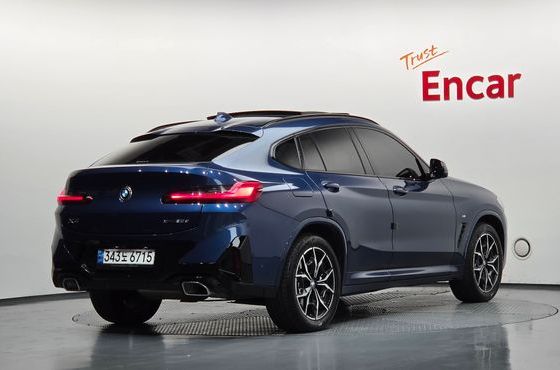 BMW X4 xDrive20d M Sport — пробег 92 945 км — фото 2 из 5