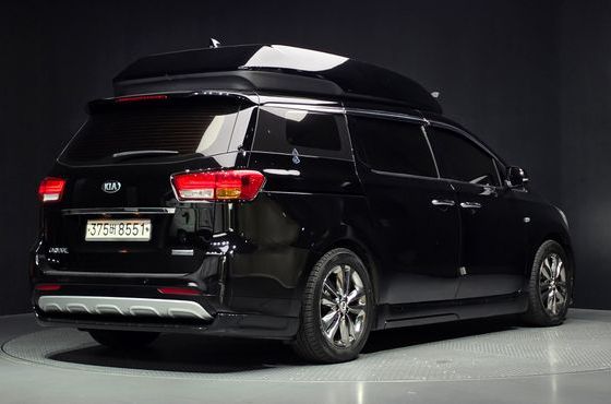 Kia Carnival 9-seater Hi-Limousine Noblesse — пробег 155 657 км — фото 2 из 5