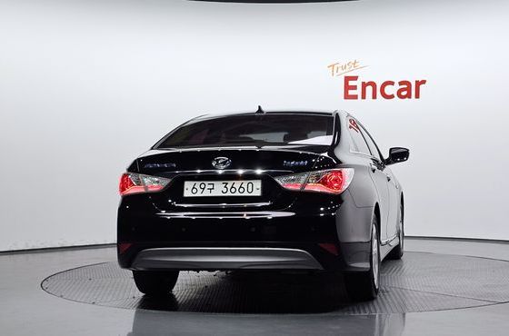 Hyundai Sonata 2.0 Modern — пробег 151 878 км — фото 4 из 5