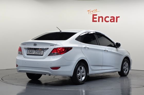Hyundai Accent 1.4 VVT Premier — пробег 74 527 км — фото 2 из 5