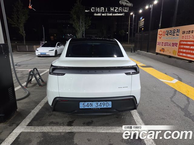 Tesla Model Y Long Range AWD — пробег 30 000 км — фото 2 из 5