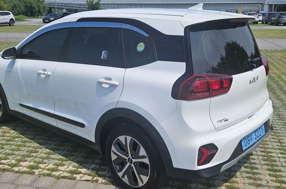 Kia Niro Light (Taxi Trim) — пробег 324 058 км — фото 4 из 5