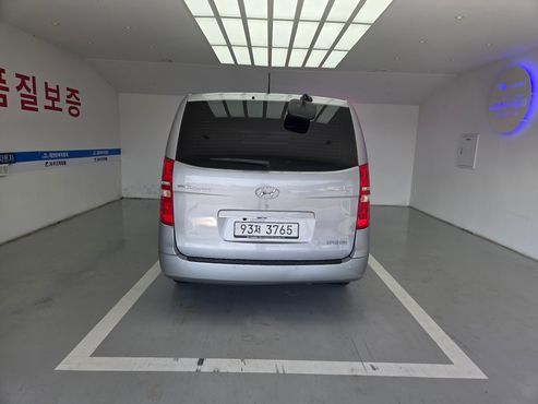 Hyundai Starex Van 3-Seater Smart — пробег 51 349 км — фото 4 из 5