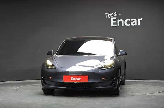 Tesla Model 3 Standard Range Plue RWD — пробег 91 893 км — фото 3 из 5