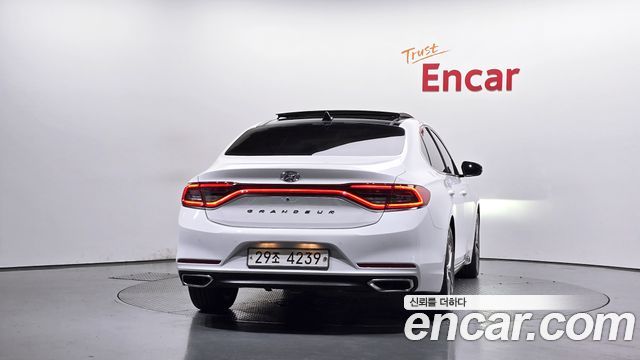 Hyundai Grandeur из Кореи Encar