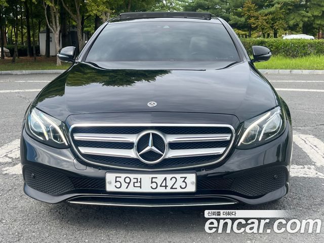 Mercedes-Benz E-Class из Кореи Encar