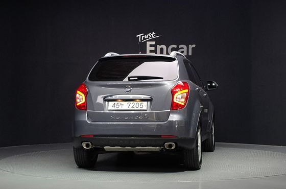 Ssangyong KORANDO 2.0 KX 4WD — пробег 123 452 км — фото 4 из 5