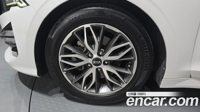 Kia K5 из Кореи Encar