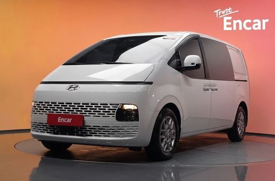 Hyundai Staria Cargo 5-Seater Modern — пробег 21 597 км — фото 1 из 5