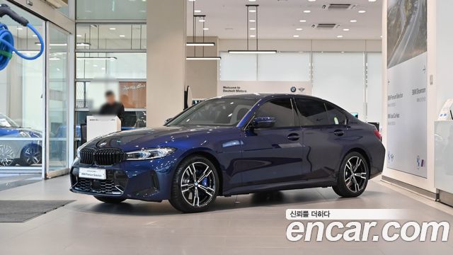 BMW 3-Series 320i M Sport — пробег 9 841 км — фото 1 из 5