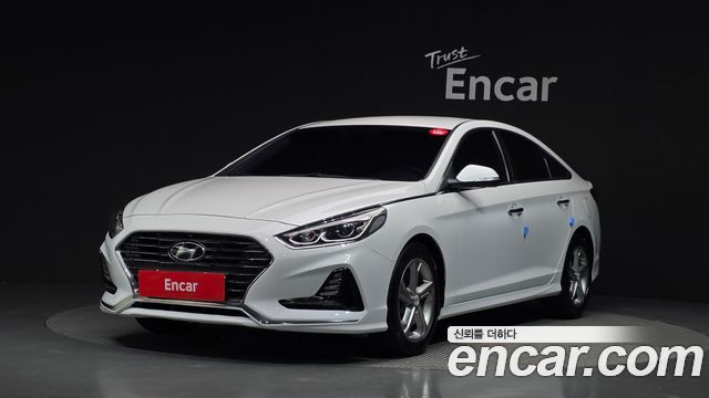 Hyundai Sonata 2.0 Smart Choice — пробег 121 767 км — фото 1 из 5